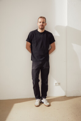  Fotograf für Online Shop Arthur Pohlit in Berlin Mitte